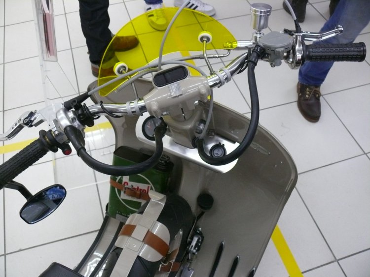 2019-alpencustomshow_P1190916-k.jpg (image/jpeg)